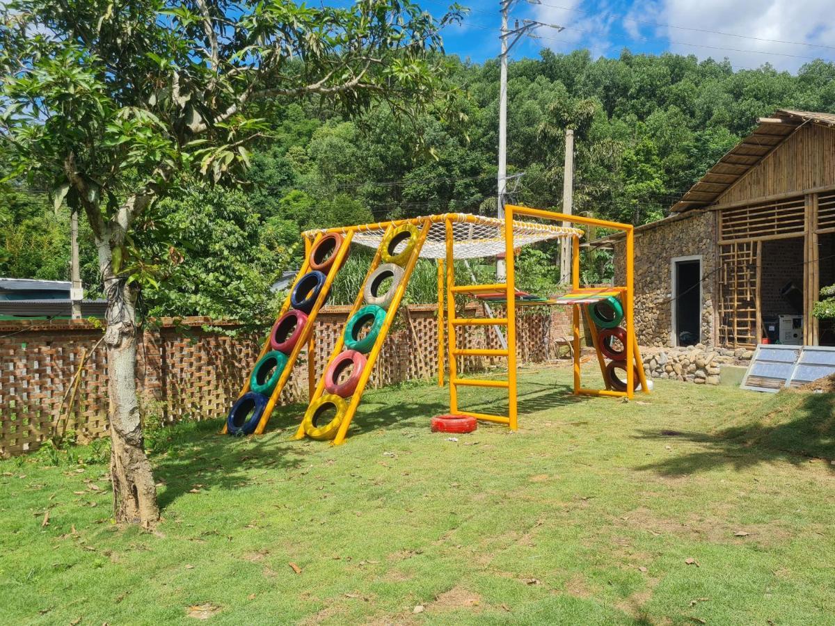 Hotel Little Bee Luong Son  Esterno foto