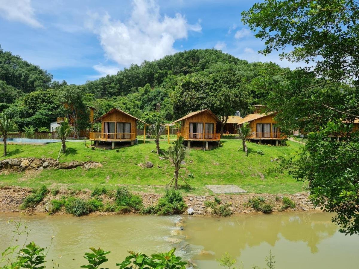 Hotel Little Bee Luong Son  Esterno foto